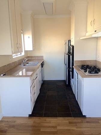 1st image of 1114 N Clark St #13A