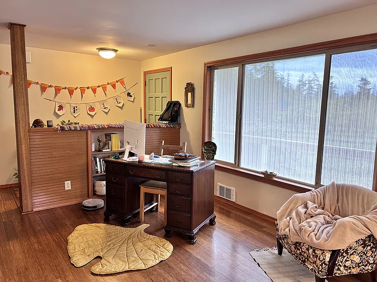 80 Bradley Pl — Photo 12