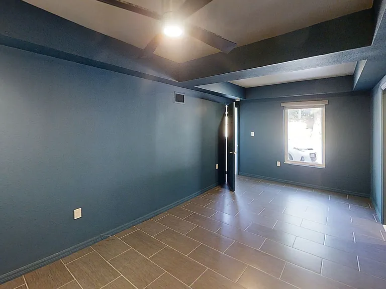 1326 Pacific St — Photo 15