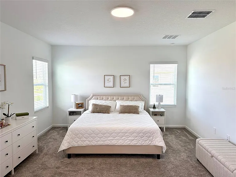 2970 Armstrong Ave — Photo 36