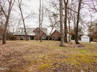 2168 Ranch Rd, Dandridge, TN 37725