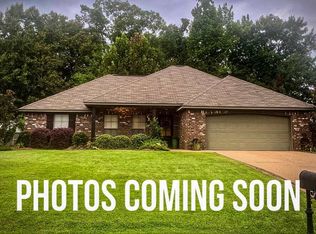 263 E Pinebrook Dr, Brandon, MS 39047