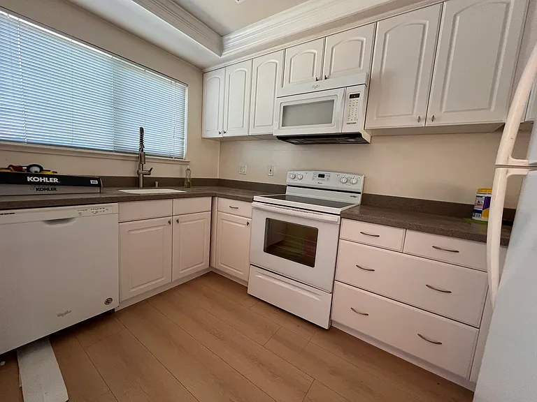 1121 Kottinger Dr #2 — Photo 5