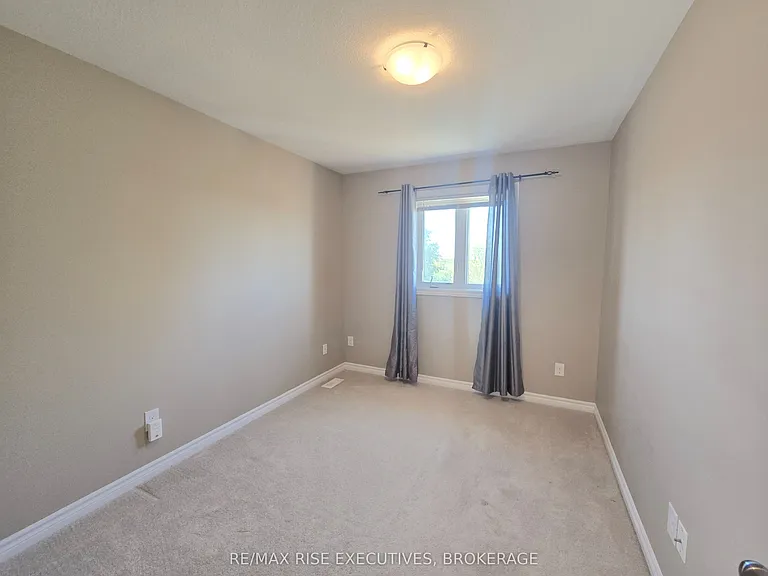 949 Blossom St #1 — Photo 25