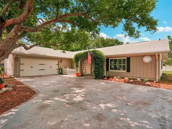 315 Manatee Dr, Ruskin, FL 33570