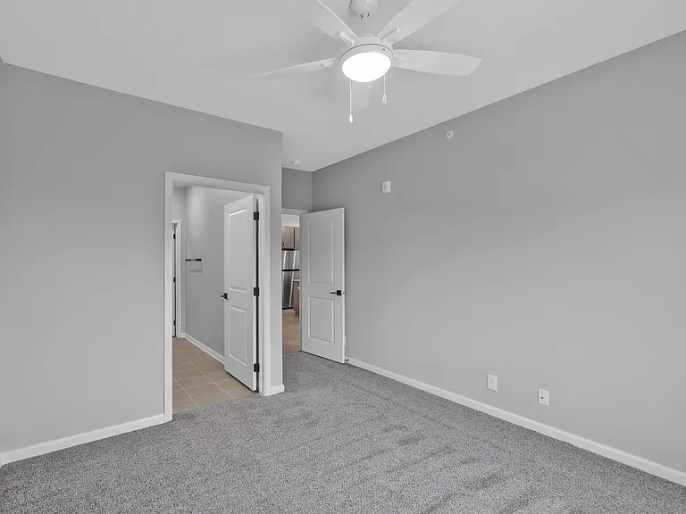 The Creek Apartments — Photo 93