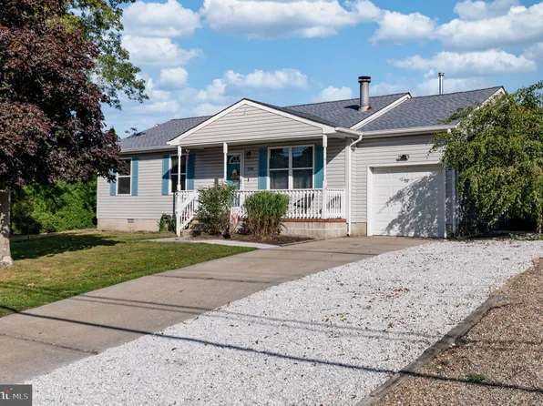 248 Neptune Dr, Manahawkin, NJ 08050
