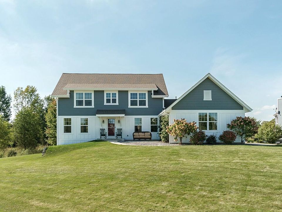 1st image of W351N5933 Westshore COURT