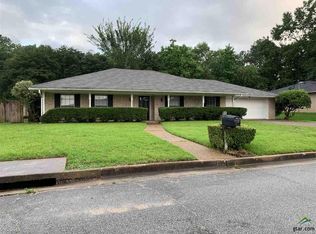 406 Hollyoak Dr, Tyler, TX 75703