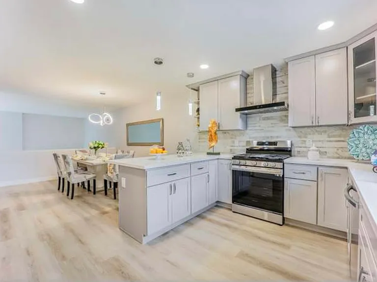 118 Lurene Dr — Photo 6