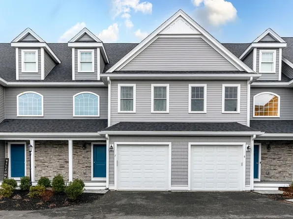 100 Lebaron Blvd #9, Lakeville, MA 02347