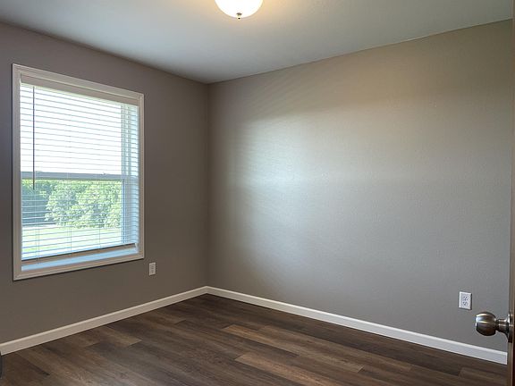 5th image of 1011 30th St NW #127