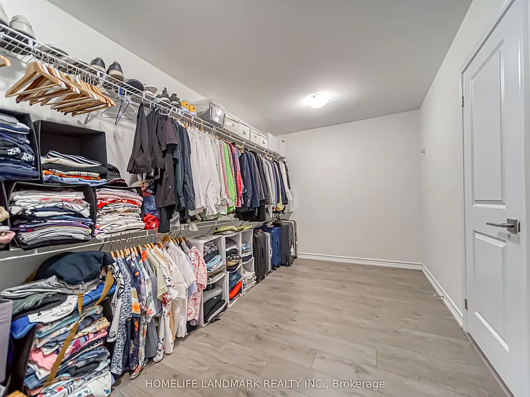 294 Valermo Dr — Photo 19