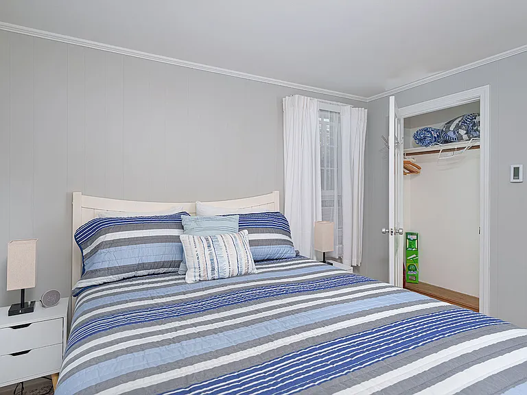 230 Gosnold St #M5 — Photo 6
