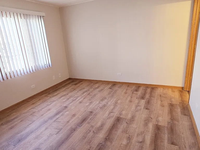 9517 Minnick - #2E — Photo 18