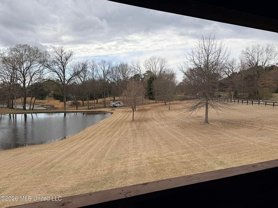 2nd image of 5225 Crawford Rd