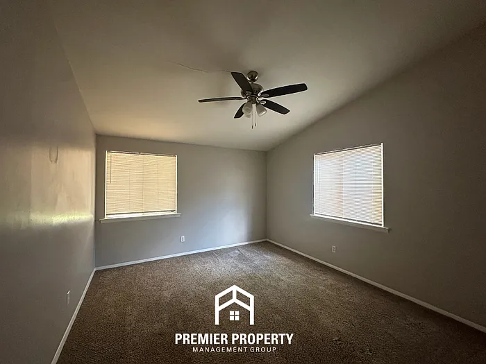 2847 Elmore Park Rd — Photo 13