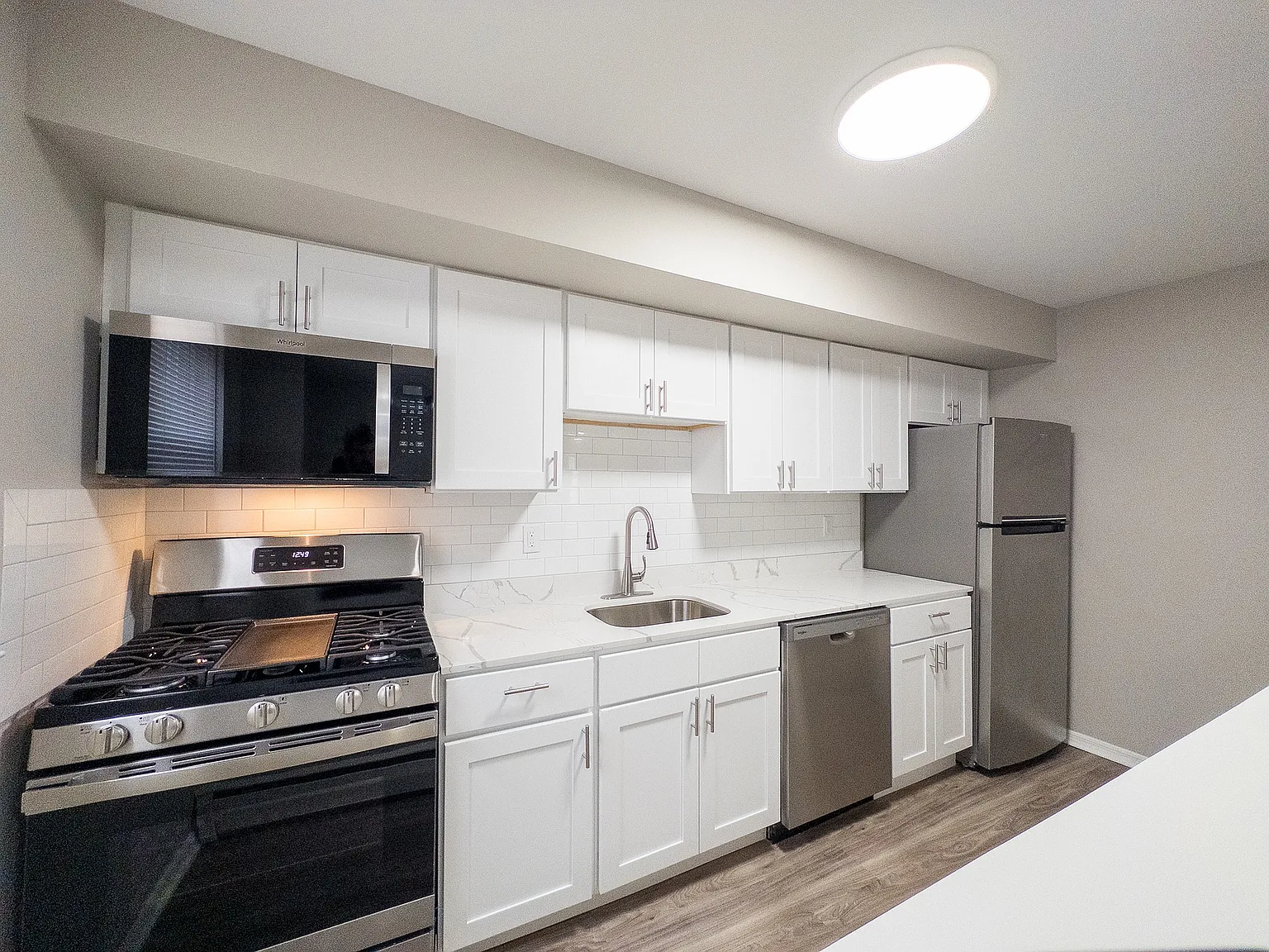 Orchard View Apartments — Photo 1