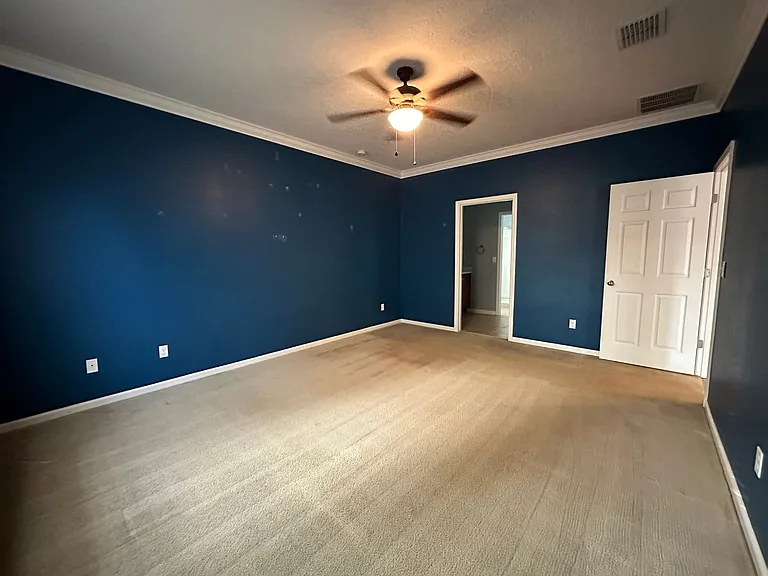 12173 Hatherden Ct — Photo 17