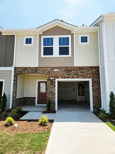 250 Brook Farm Ln Photo 1