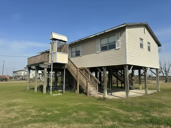 908 20th St, Pt Bolivar, TX 77650