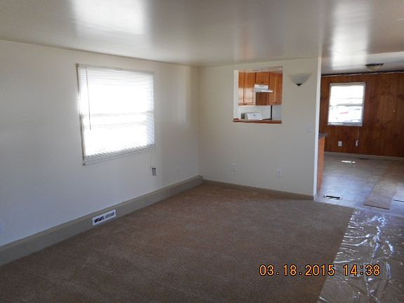 3rd image of 182 Cardinal Dr