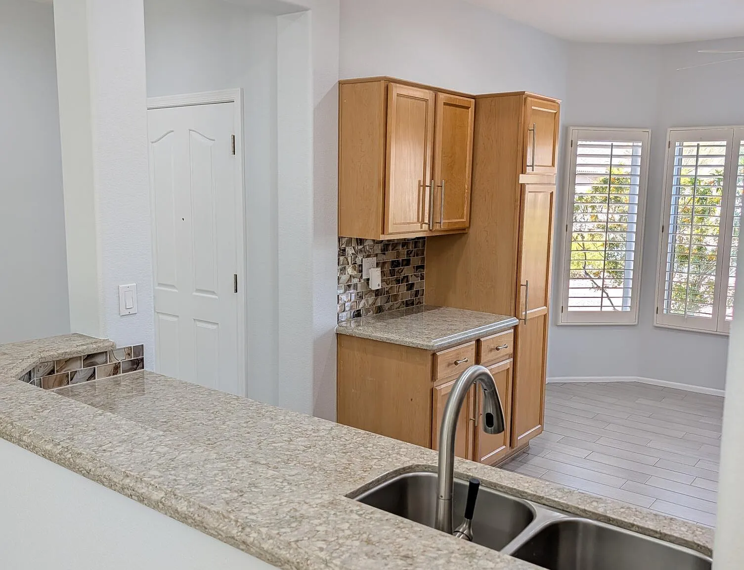 2 bed, 2.0 bath, 1183 sqft, $1,900 — Photo 4
