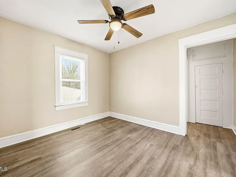 1217 Kentucky Ave — Photo 20
