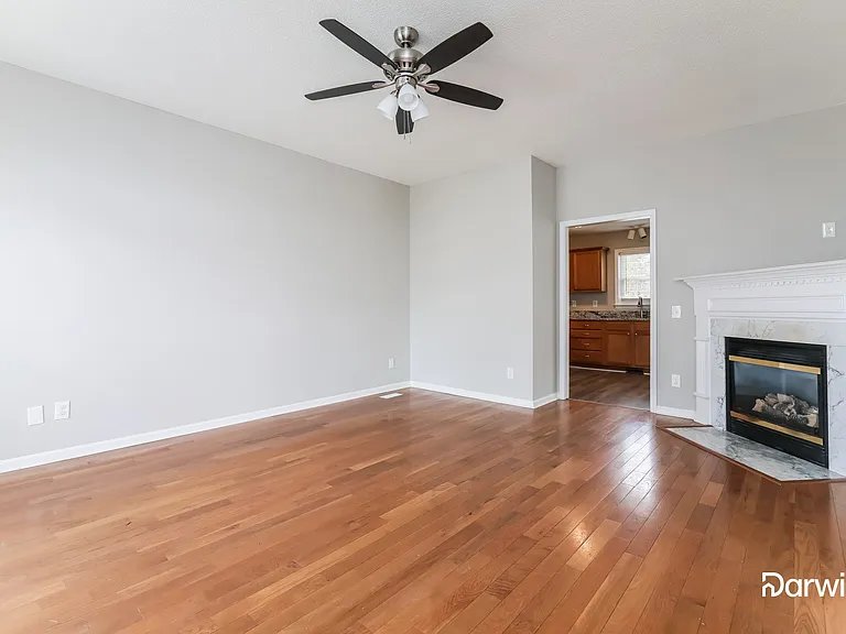111 Zircon Ln — Photo 7