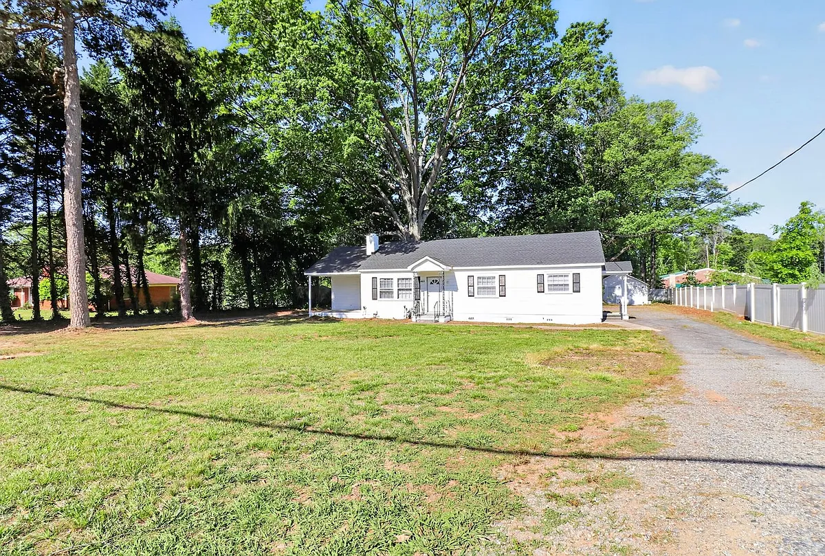 Building Photo - 4812 Harris Rd