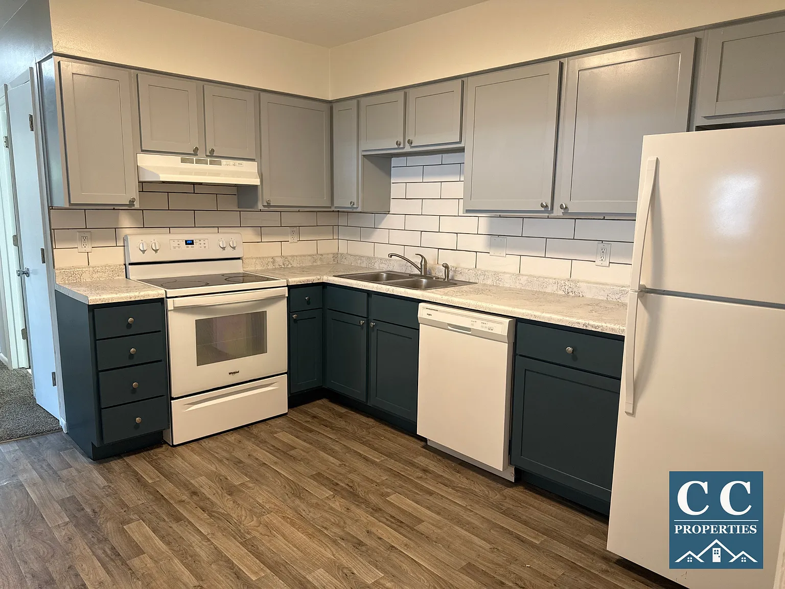 2 bed, $975 — Photo 4