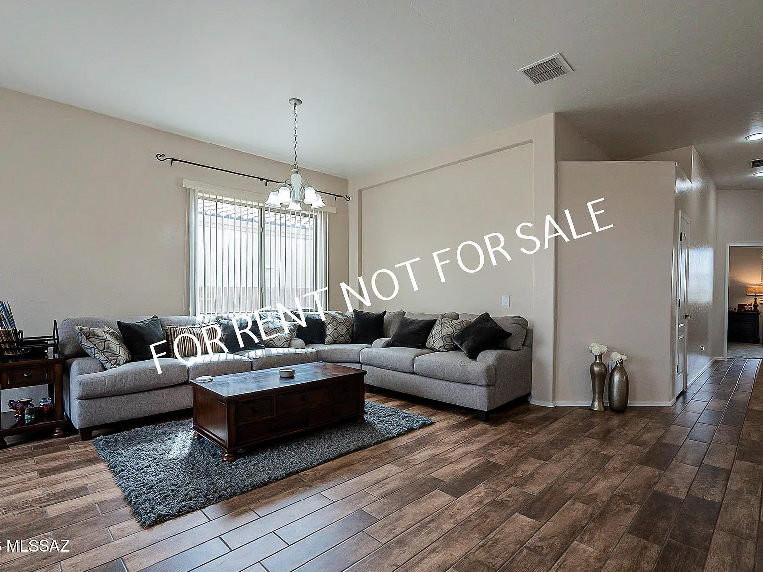 3 bed, 2.0 bath, 2086 sqft, $2,199 — Photo 4
