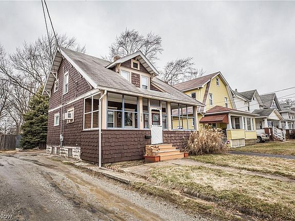 3rd image of 1620 Meriline St