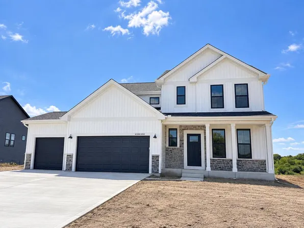 N101W16895 Tanglewood DRIVE, Germantown, WI 53022