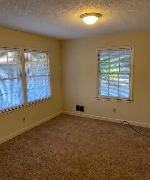 5442 Oakcrest Rd — Photo 8
