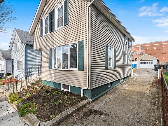 2nd image of 40 Orchard St