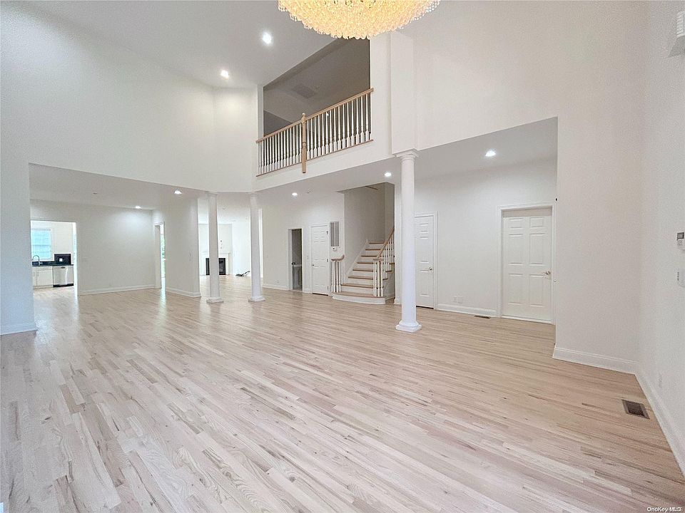 1st image of 52 Kensington Circle