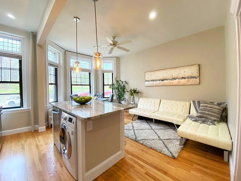 1 bed, 1.0 bath, 415 sqft, $2,650 — Photo 3