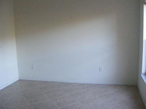 4th image of 3389 Merrick Ct #1113