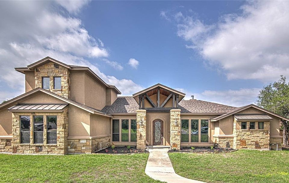 1st image of 8032 Chimney Hill Dr