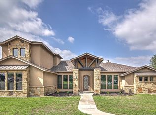 8032 Chimney Hill Dr, Nolanville, TX 76559