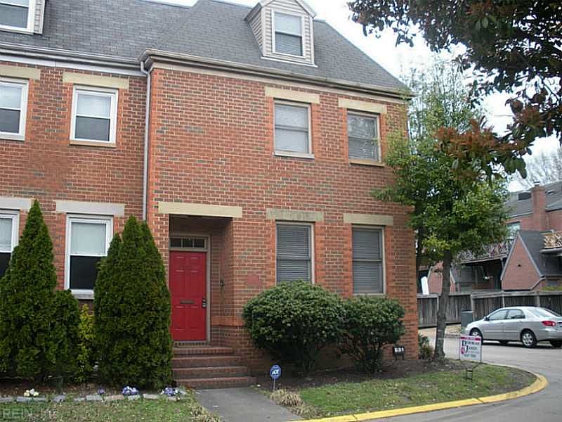 1st image of 1115 Llewellyn Ave