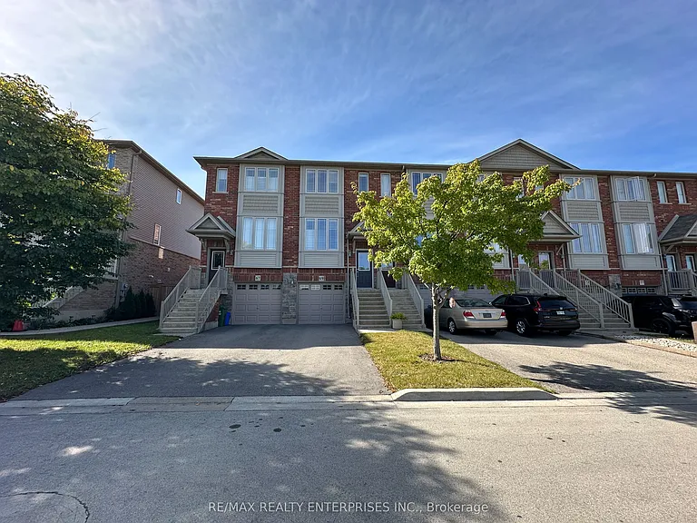 69 Edenrock Dr — Photo 2