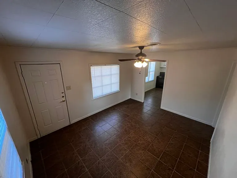 233 Westridge Dr — Photo 5