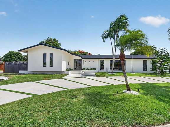 2nd image of 8430 SW 88th St
