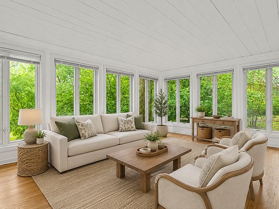 4th image of 61 Timberlake Rd