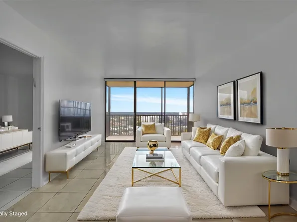 20335 W Country Club Drive #2210, Aventura, FL 33180