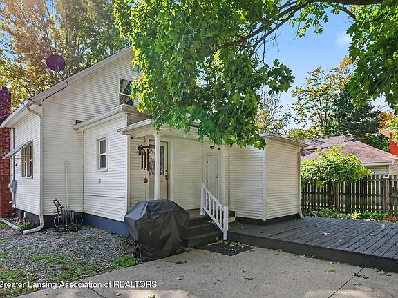 5th image of 505 E Cass St