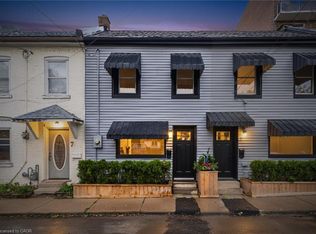 9 Ford St, Hamilton, ON K9A 4J7