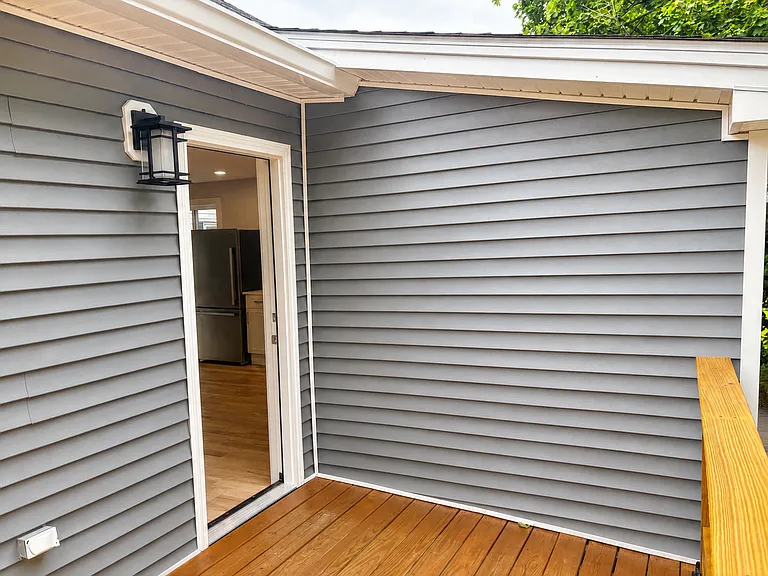 10-12 H St #2 — Photo 14